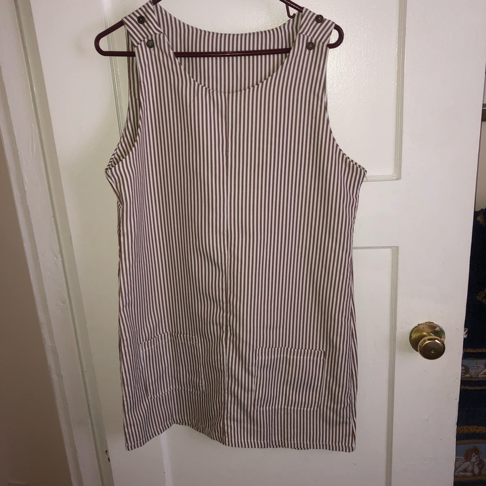 Striped brown and white Sleeveless dress- big pockets- buttons to make bigger - Picture 6 of 6